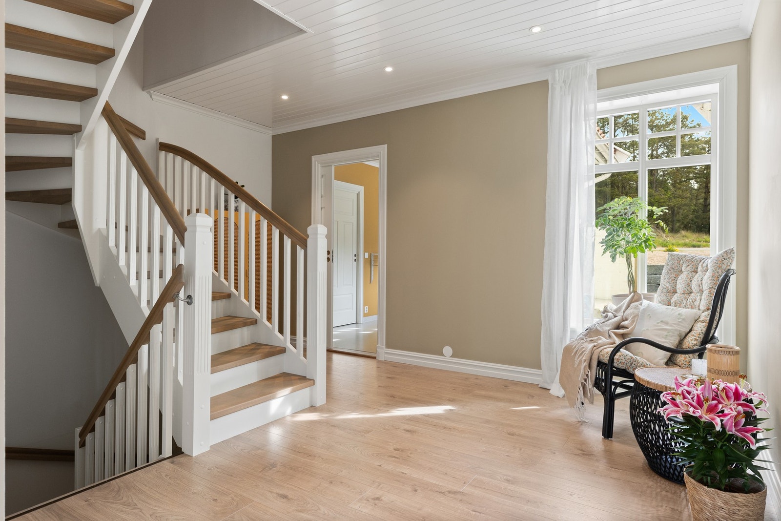 Boligen går over 3 plan Galleribilde