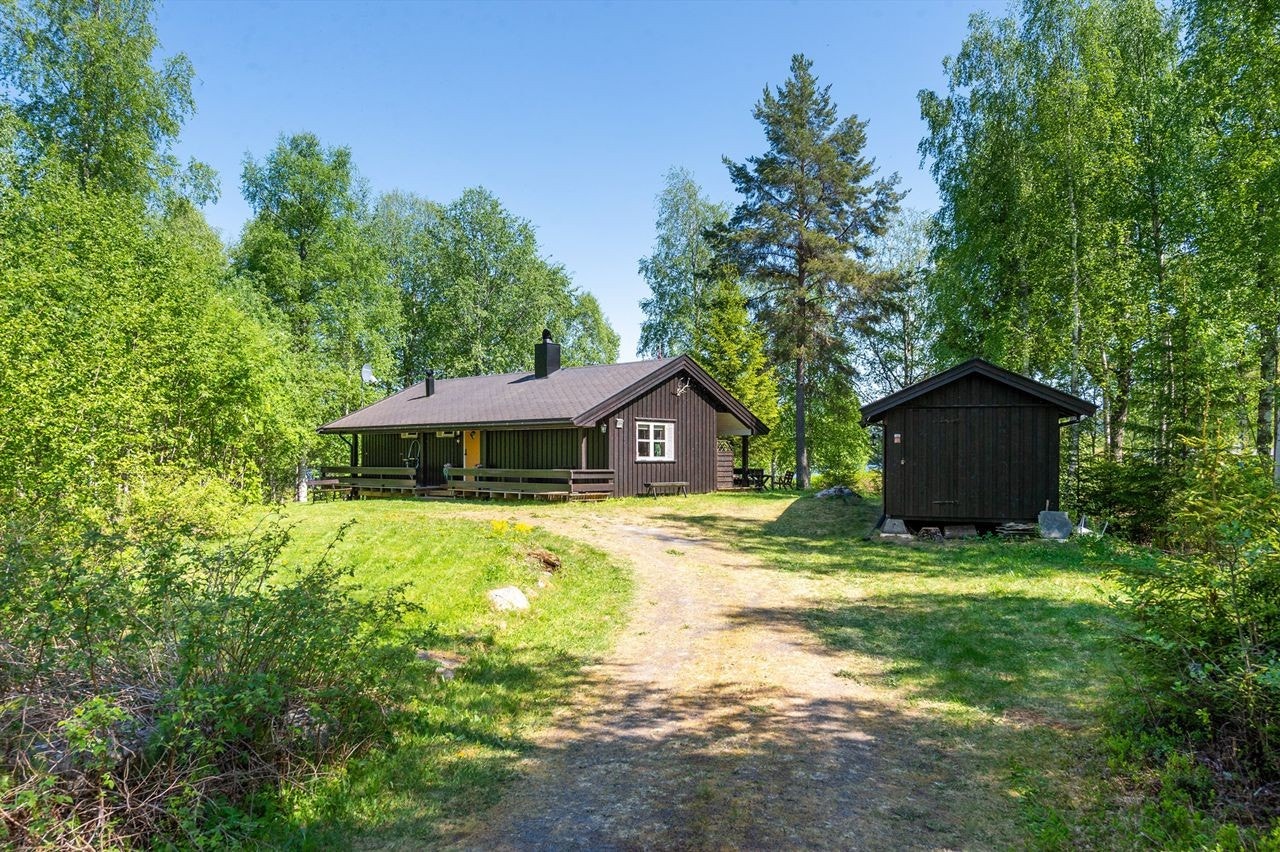 Fasade fra innkjøringen Galleribilde