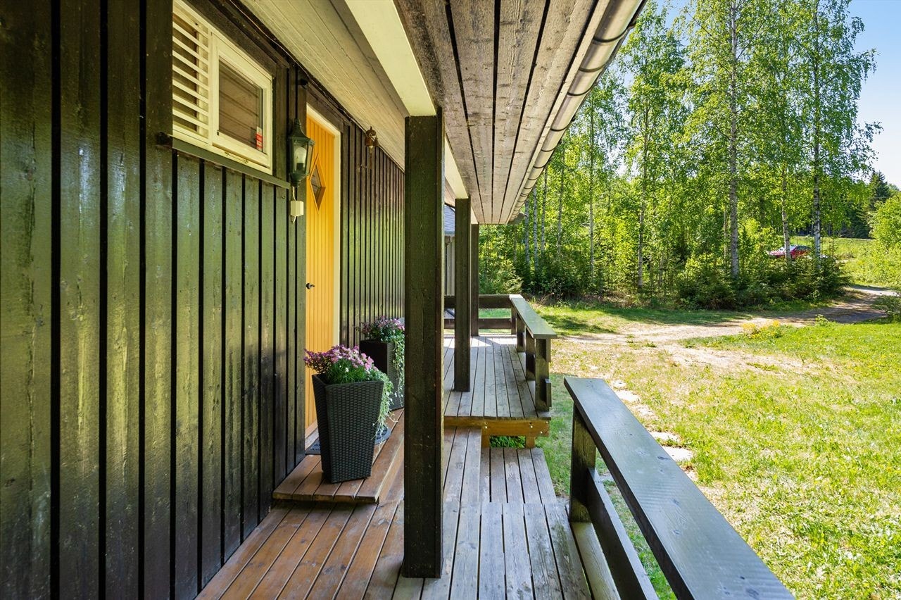 Overbygget inngangsparti Galleribilde