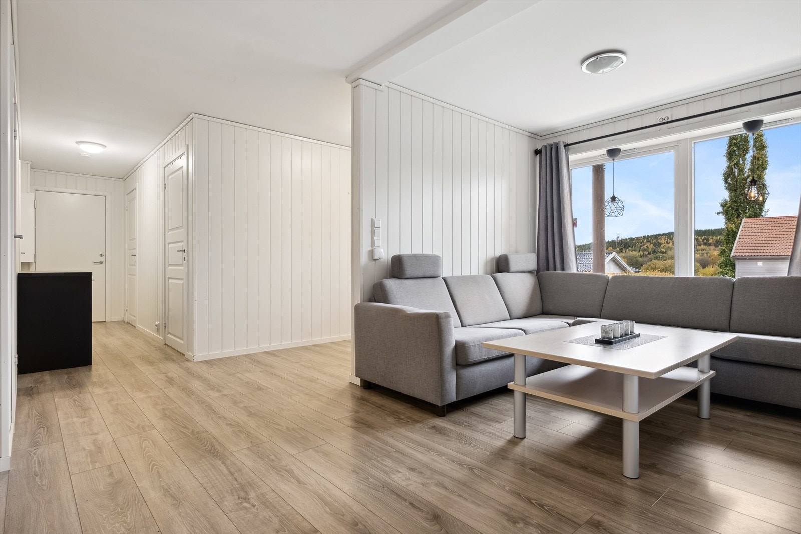 Leilighet sokkel har blitt renovert ila de seneste årene Galleribilde