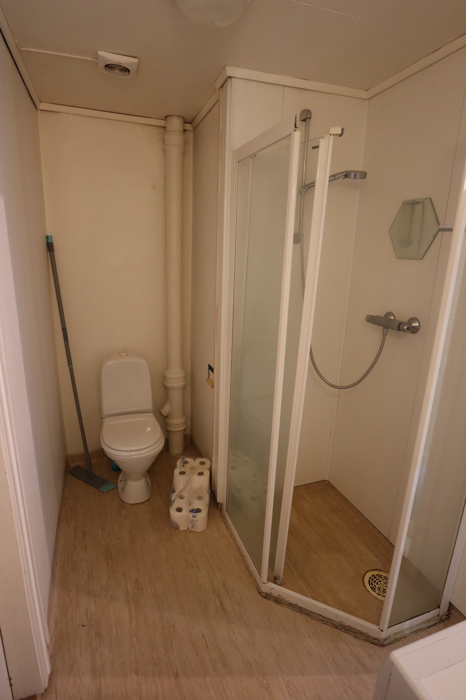 Bad - duskabinett Galleribilde