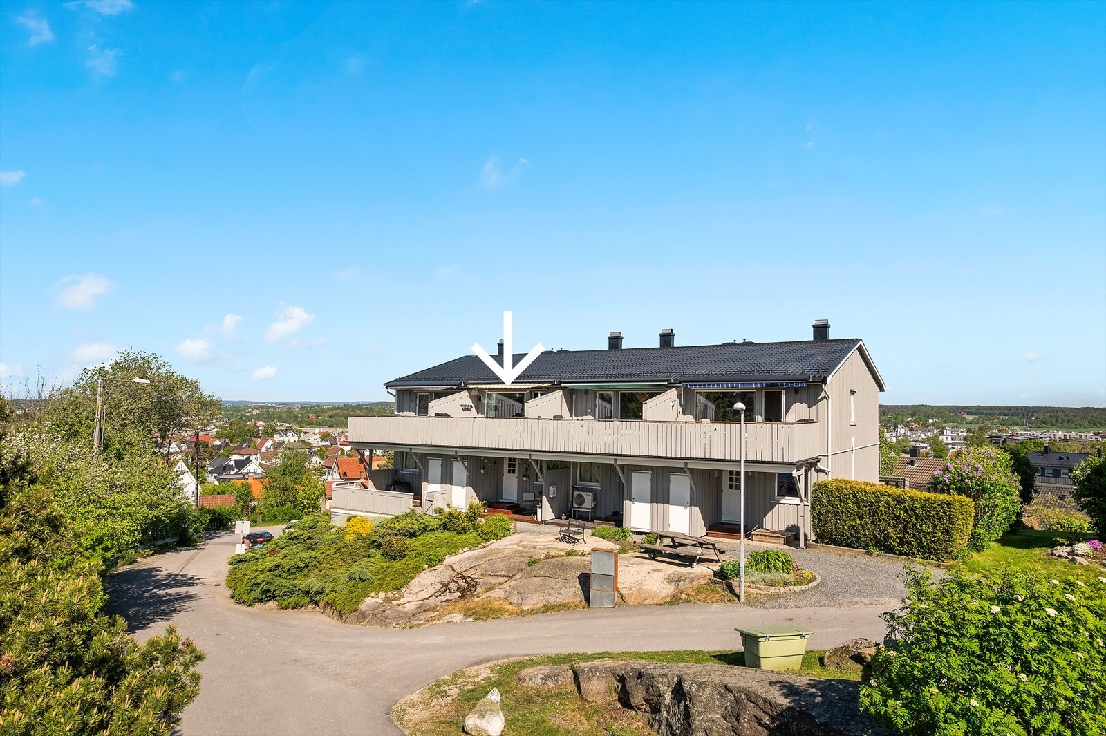 Lyst og innholdsrikt rekkehus med to uteplasser - barnevennlig på Lisleby Galleribilde