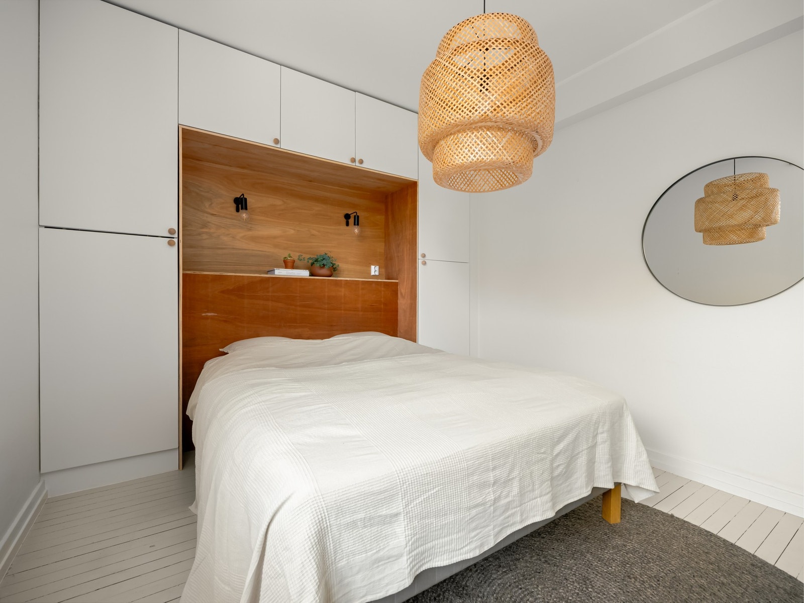 Her er også helt fritt for innsyn. Som i nesten hele resten av leiligheten altså. Galleribilde