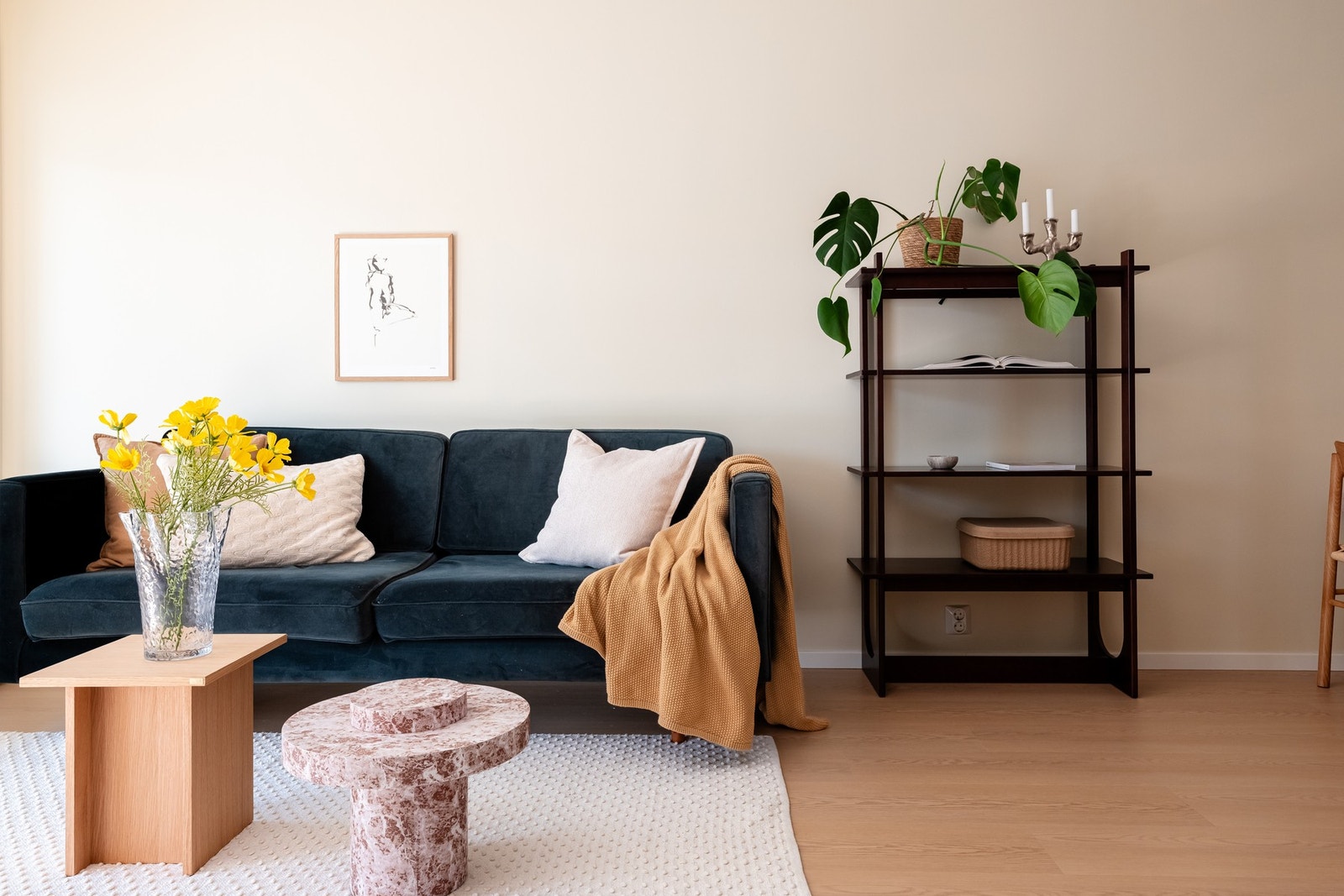 Visste du at tv, bredbånd, varmtvann og fyring (a-konto) er inkludert i felleskostnadene? Dette bidrar til en mer oversiktlig privatøkonomi. Galleribilde