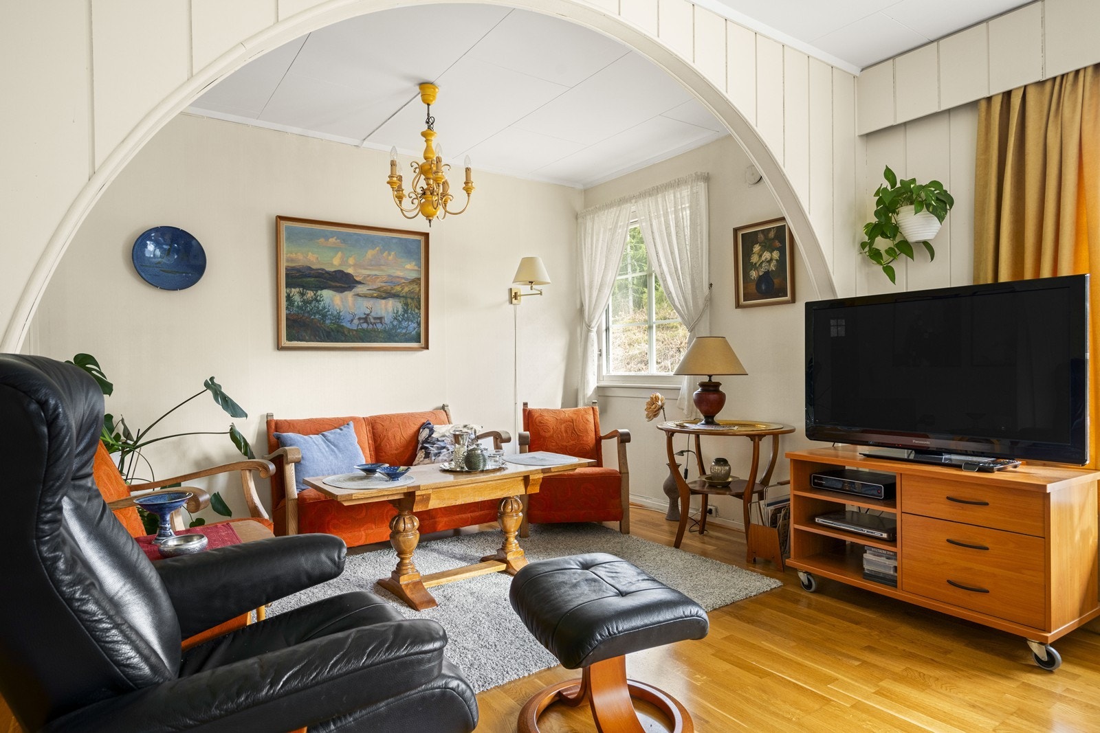 God plass til flere møbelgrupper Galleribilde