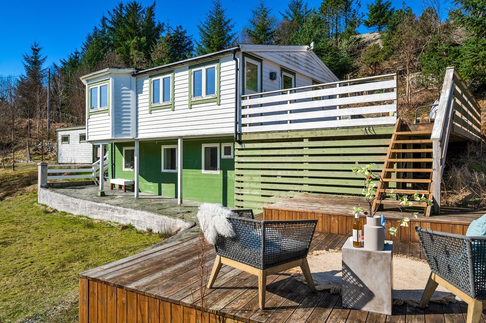 - Boligen har et terrasseareal på 54 m² - Galleribilde