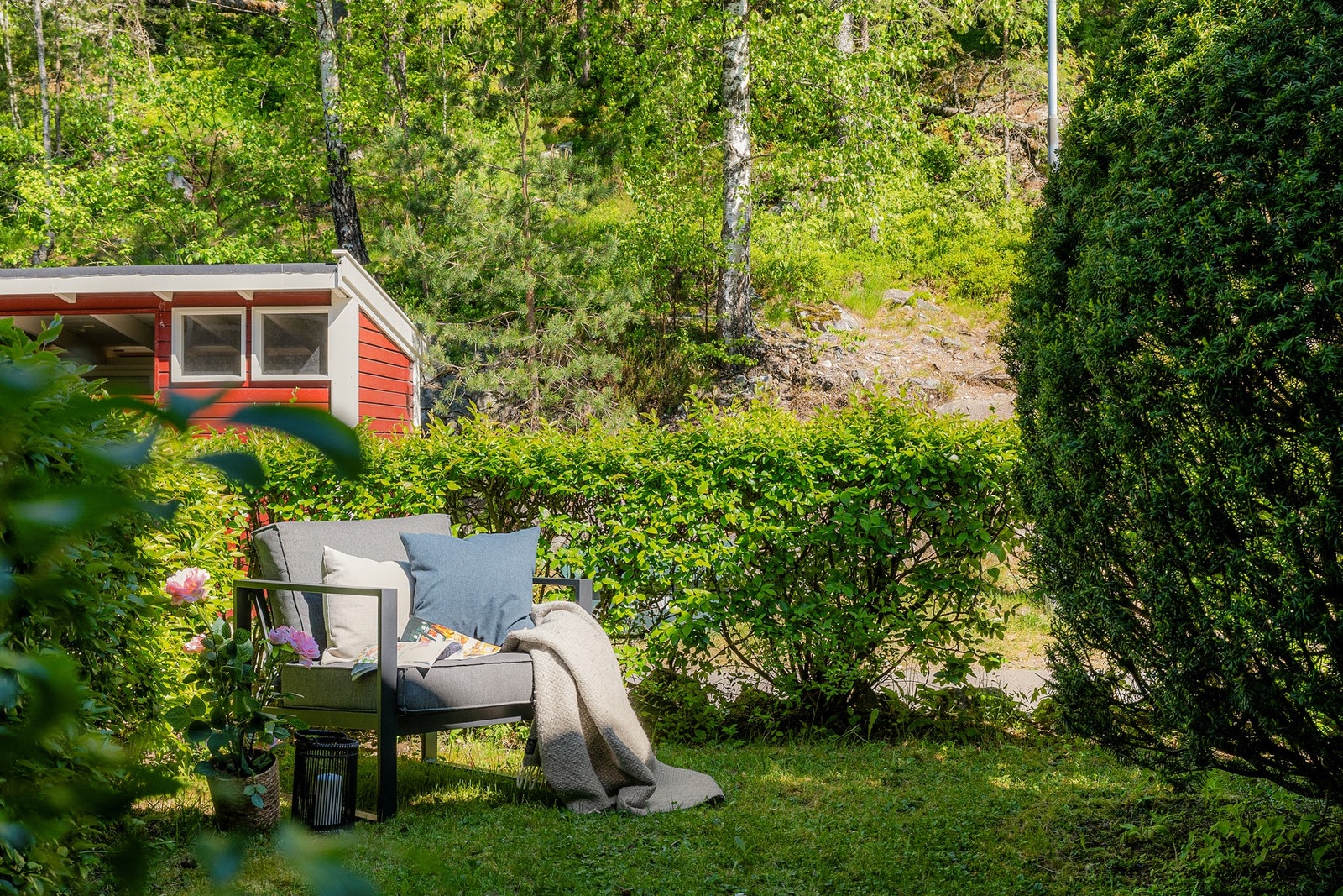 Utgang fra kjøkken til markterrasse. Galleribilde