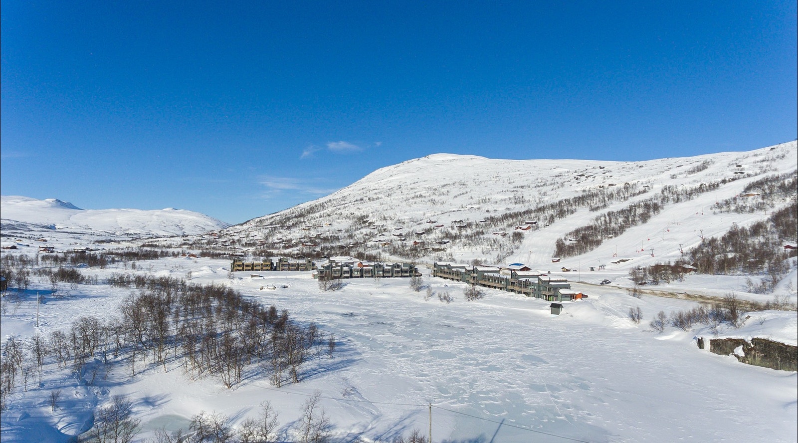 Sameiet ligger idyllisk til på Maurseth, ved inngangen til Hardangervidda i Eidfjord kommune Galleribilde