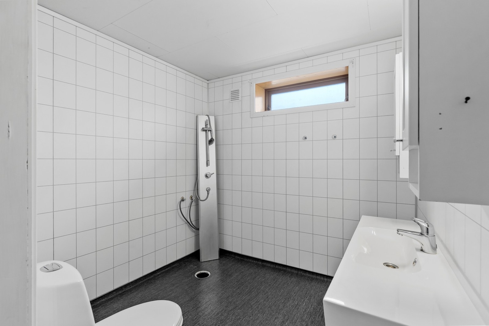 Baderom på 5,6 m². Galleribilde