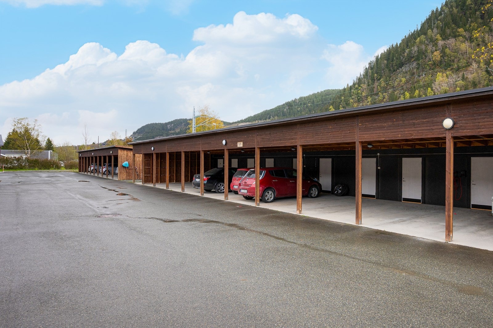 Fast plass i carportrekke Galleribilde