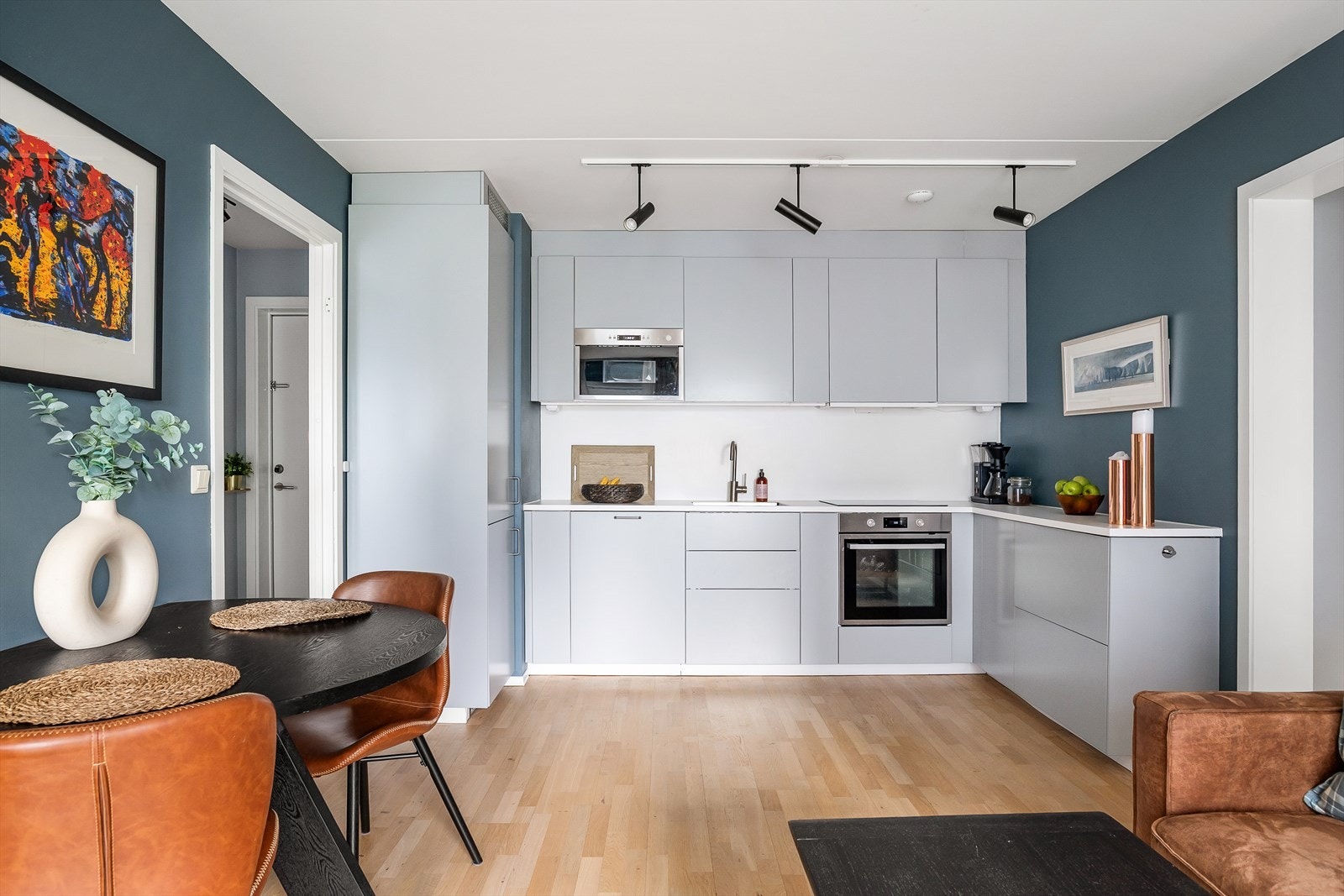 Stilrent kjøkken fra 2021 Galleribilde