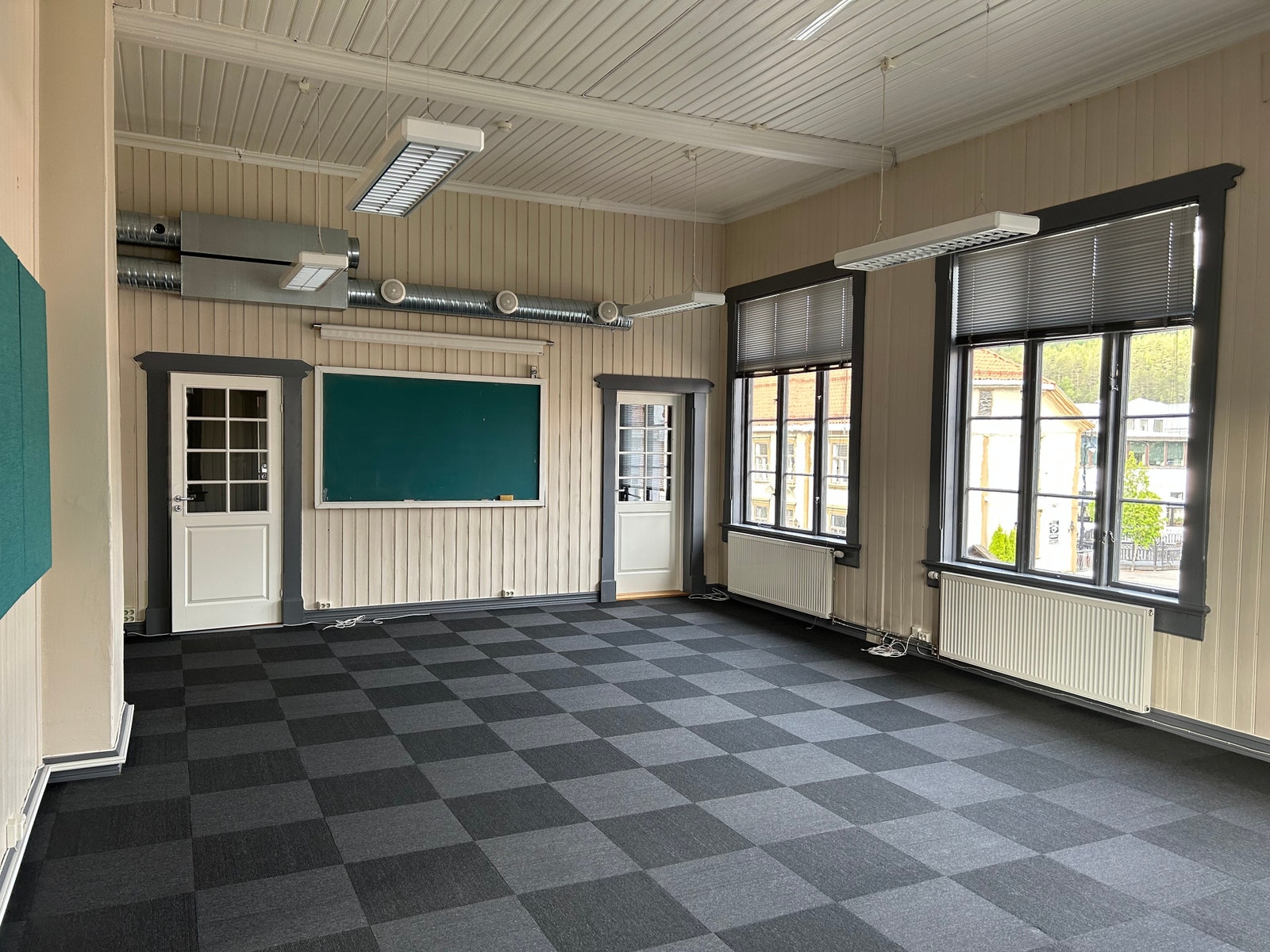 2. etg., Nymoens Torg 4B. Galleribilde