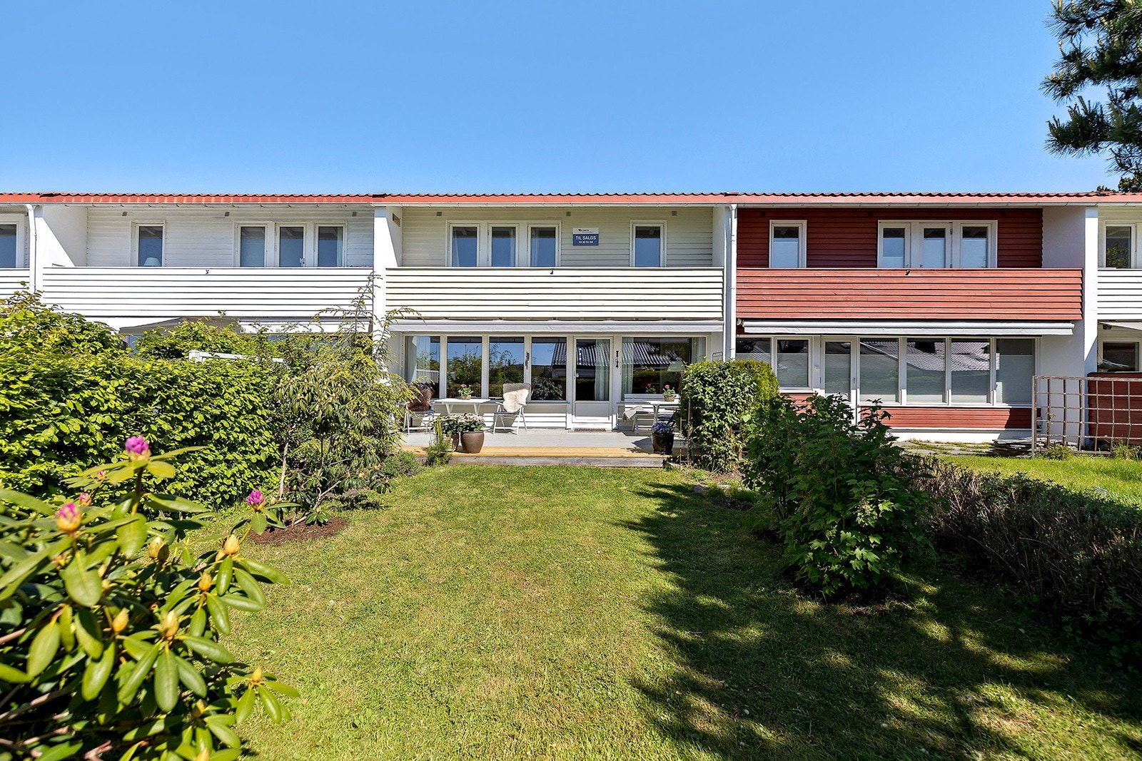 Velkommen til Trudvangveien 32 C - et meget populært rekkehus med eiet tomt! Galleribilde