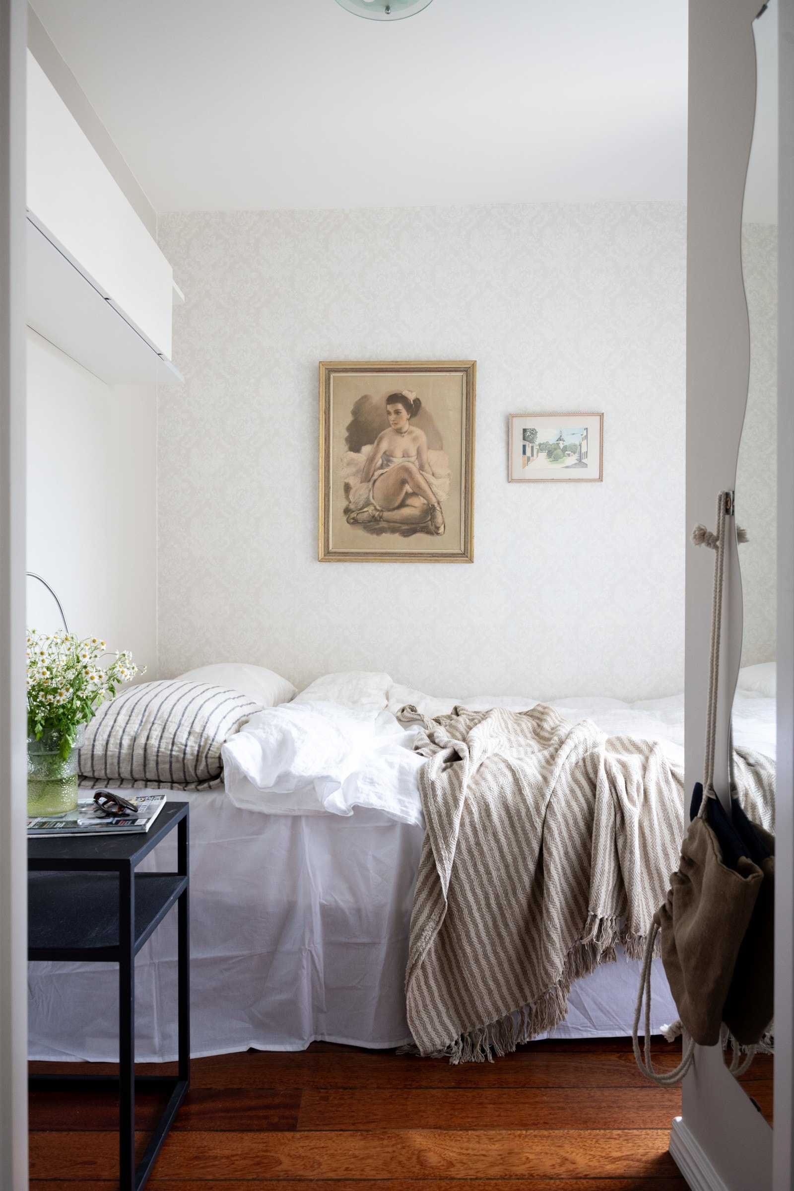 Lys og luft i rommet gir et behagelig oppholdssted. Galleribilde