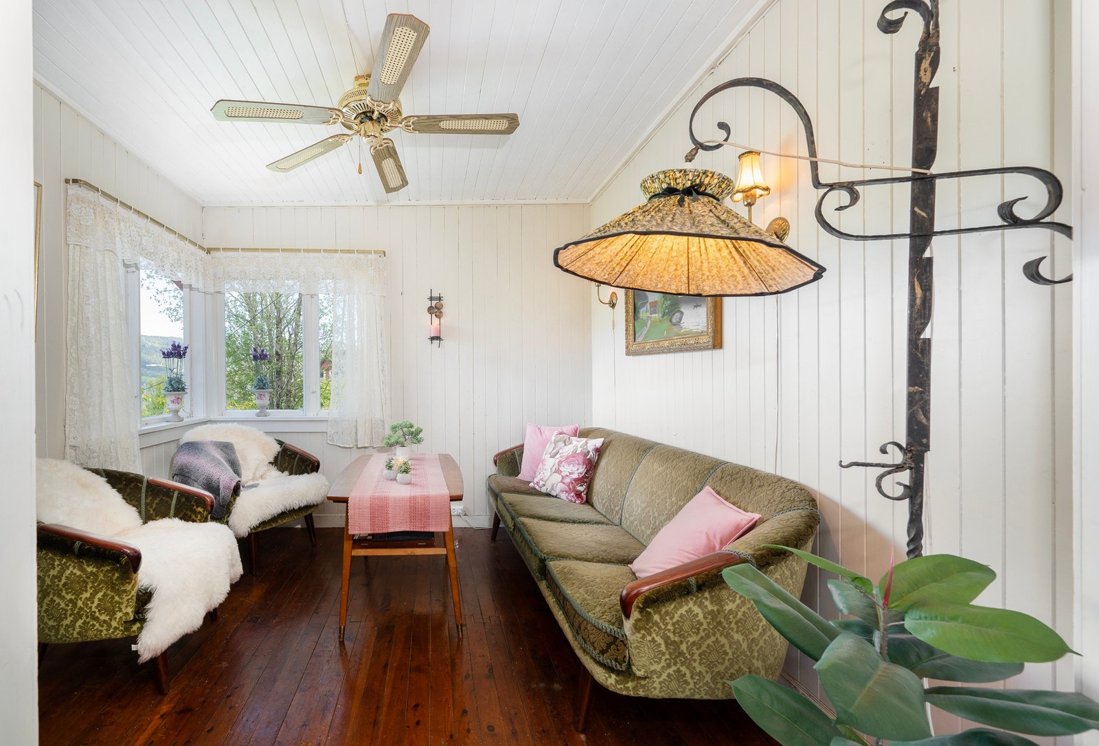 Koselig stue som er enkel å møblere. Galleribilde