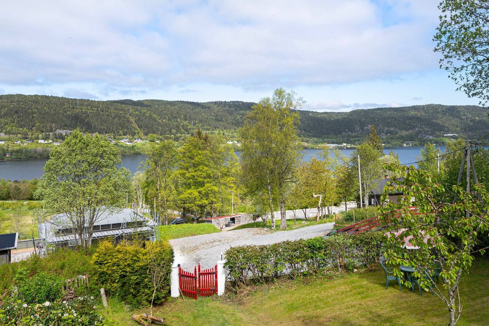 Solrik og flott beliggenhet. Galleribilde