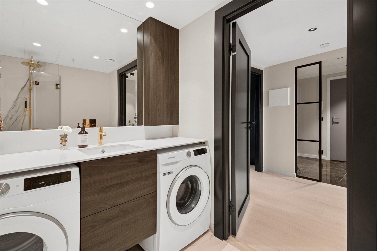 Ny innredning på baderom fra 2023. Galleribilde