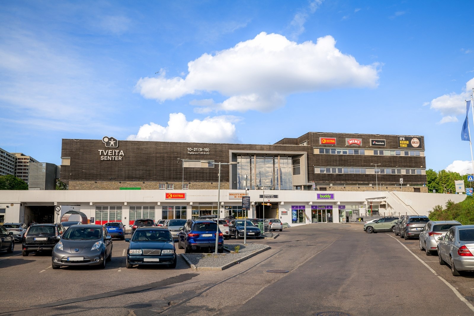 Tveita senter er nærmeste kjøpesenter til boligen. Galleribilde