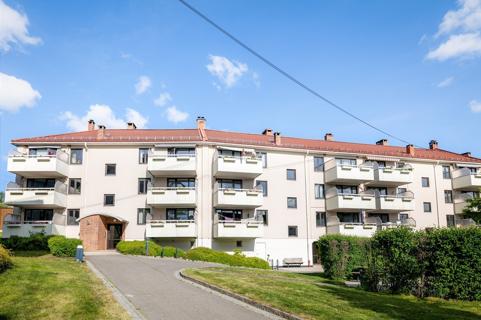 Agmundbolts vei 33 ligger godt plassert på Teisen i bydel Alna. Galleribilde