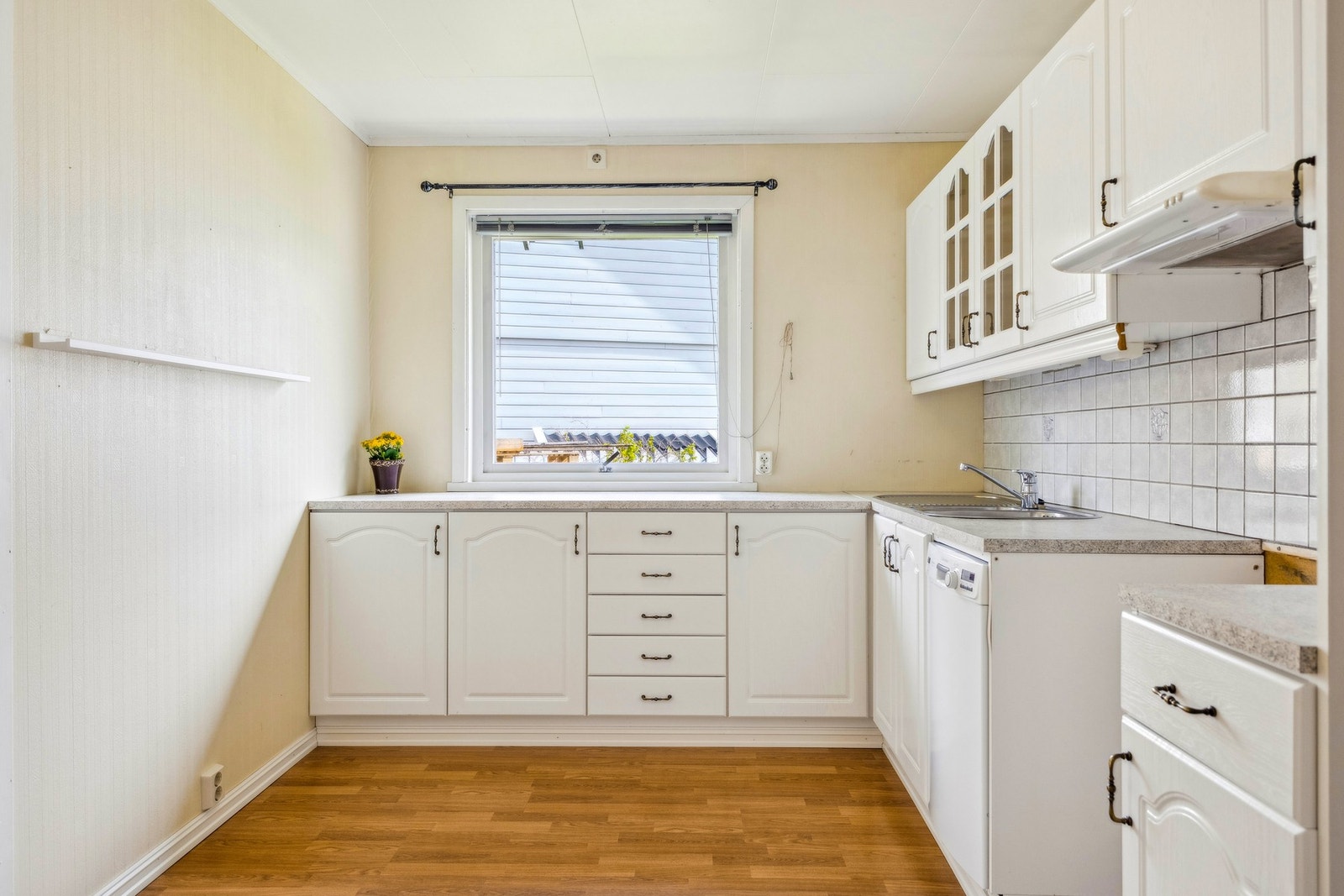 Kjøkkenet ble pusset opp omkring år 2000. Galleribilde