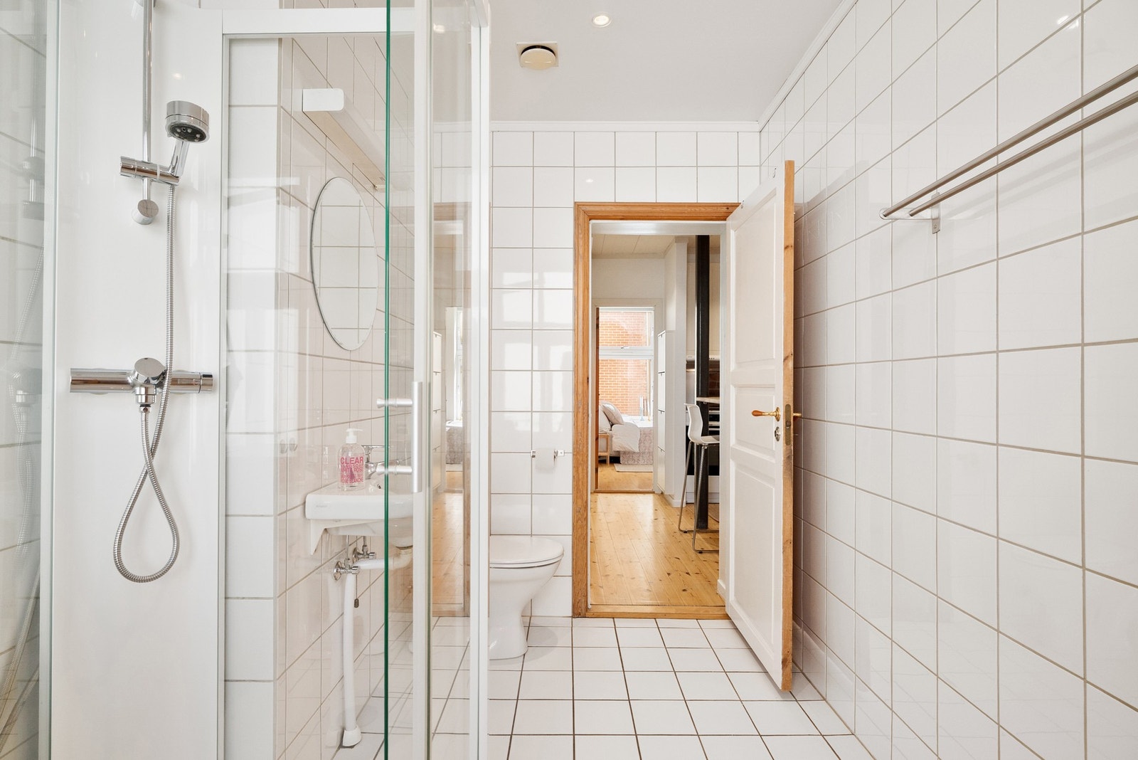 Downlights i himling. Galleribilde