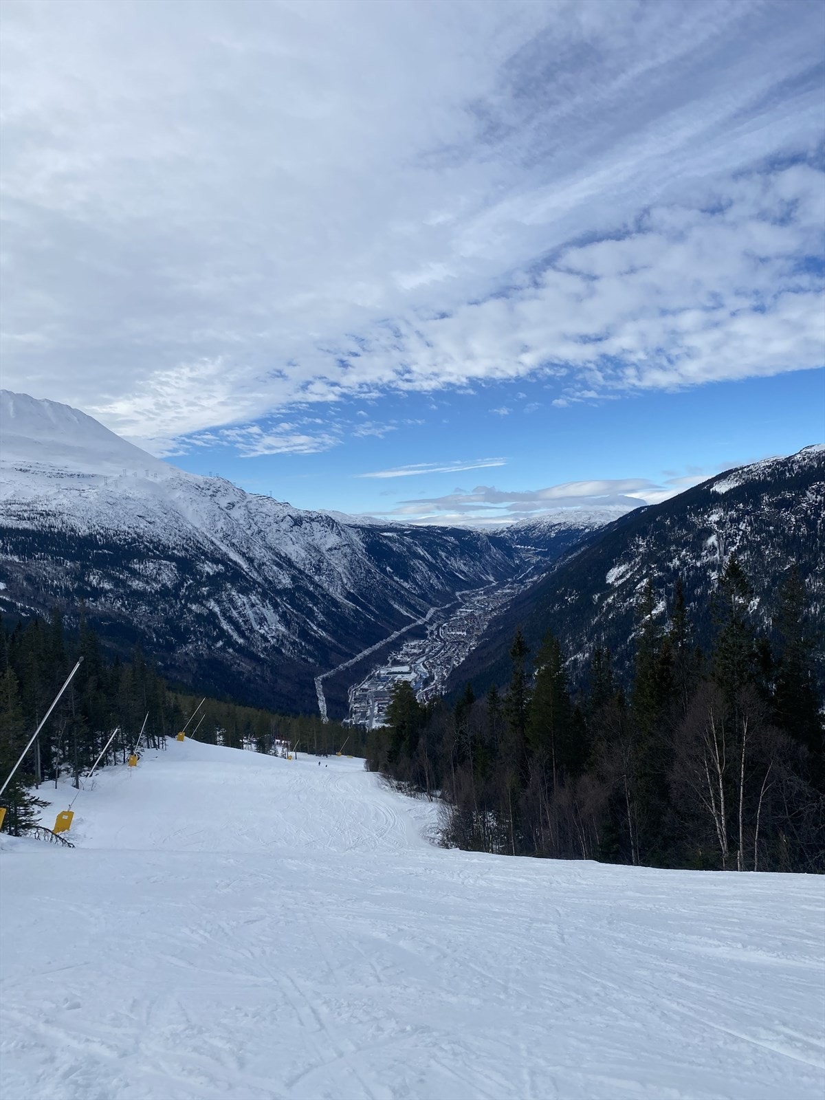 Gausta skisenter har totalt 37 bakker med varierende vanskelighetsgrad. Galleribilde