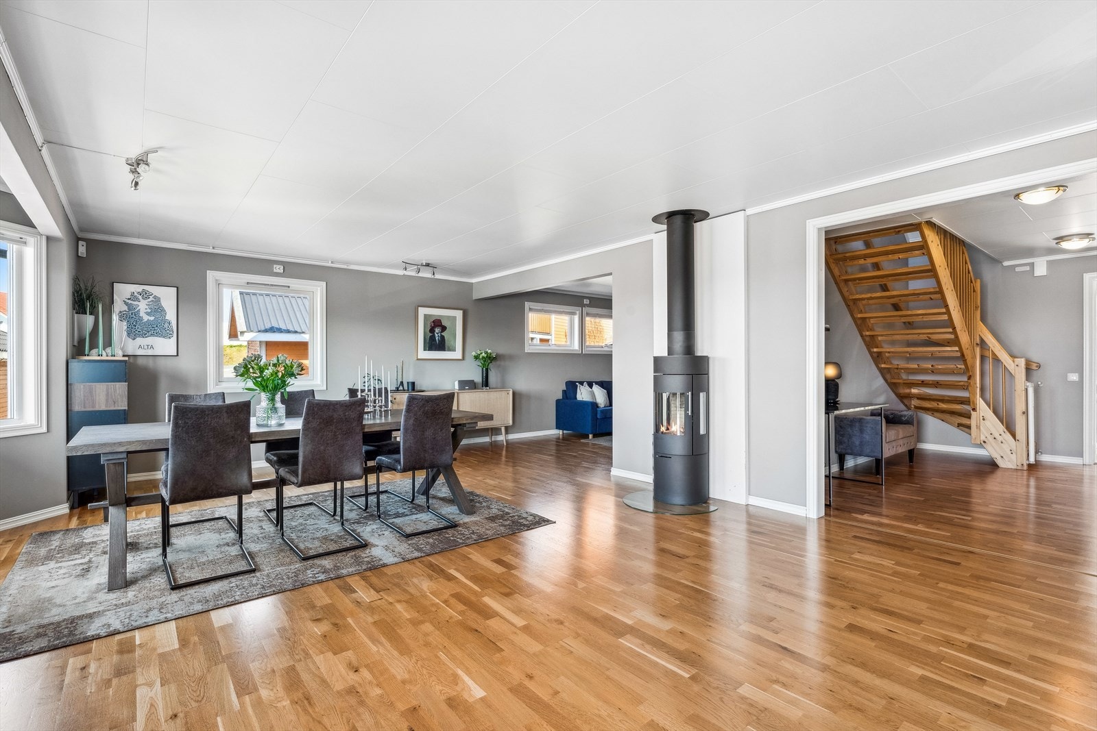 Peisovnen sørger for å varme opp både rom og stemning Galleribilde