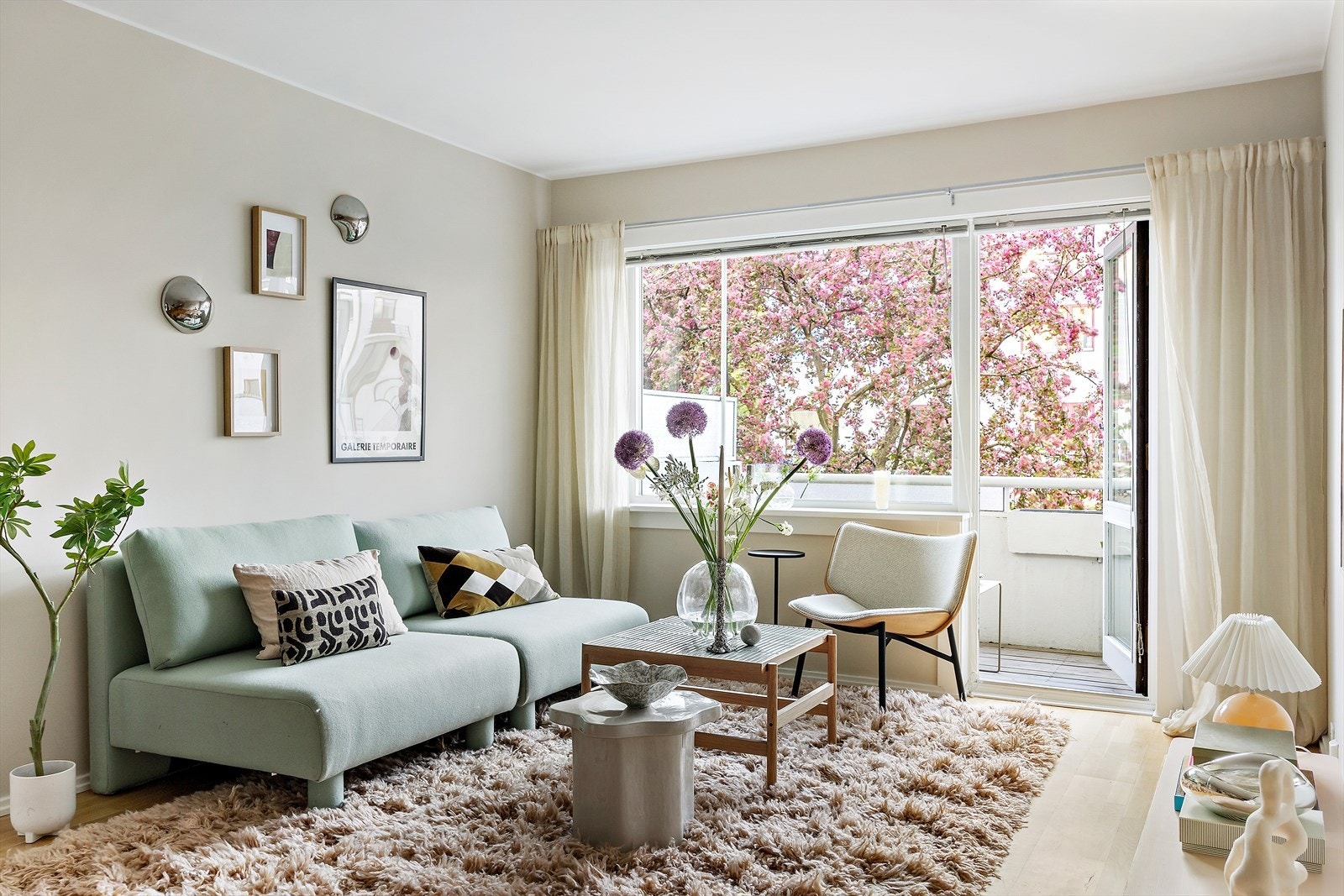 Joachim Lindhjem v/ Nordvik Torshov ønsker velkommen til Sagene og Mogata 8A! Galleribilde