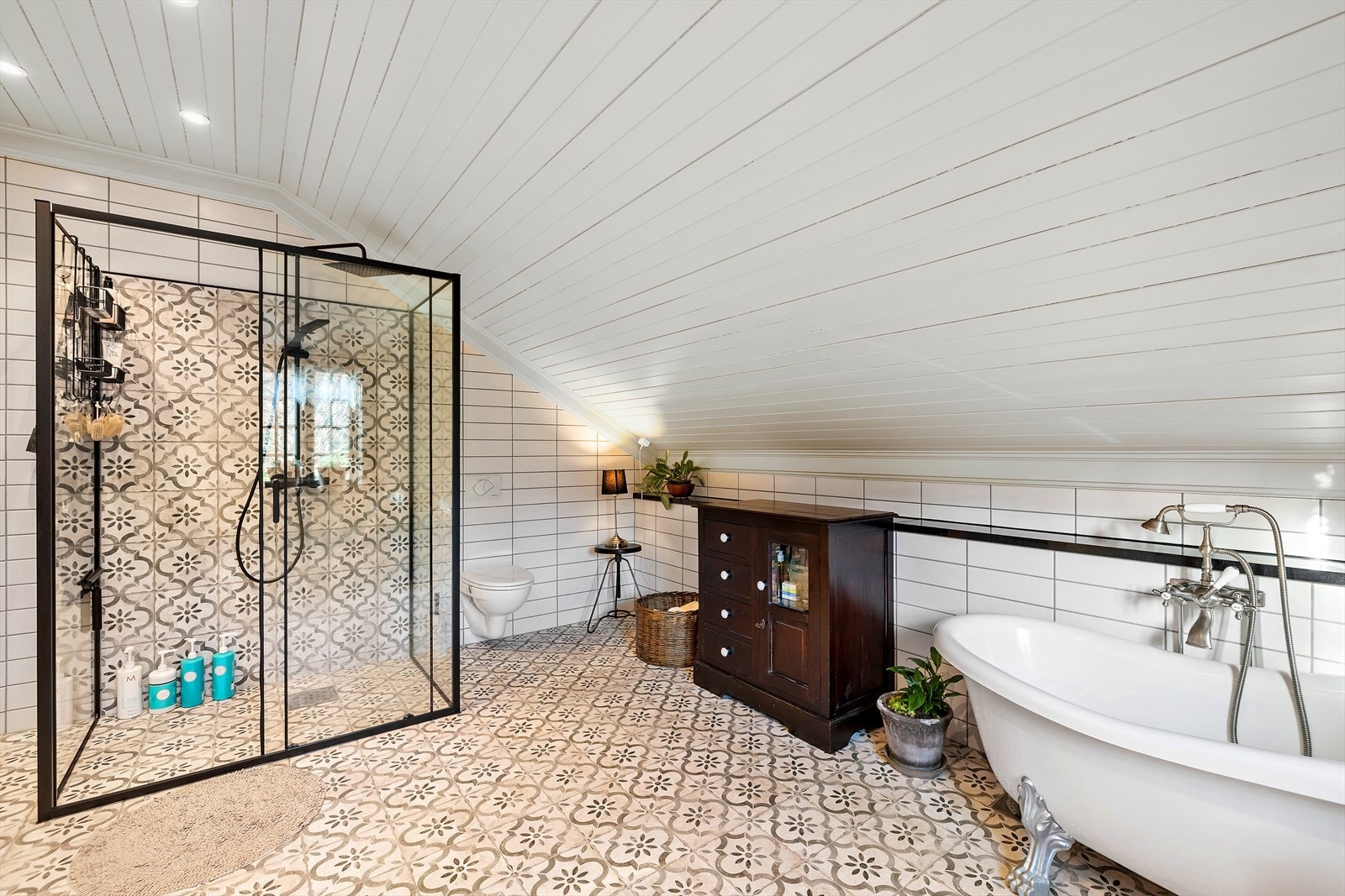 Baderom II i 2. etasje Galleribilde