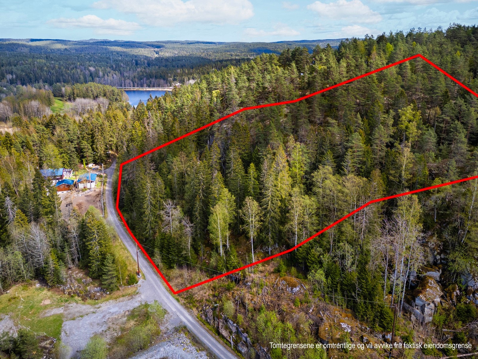 Tomten er på hele 8,6 mål! Galleribilde