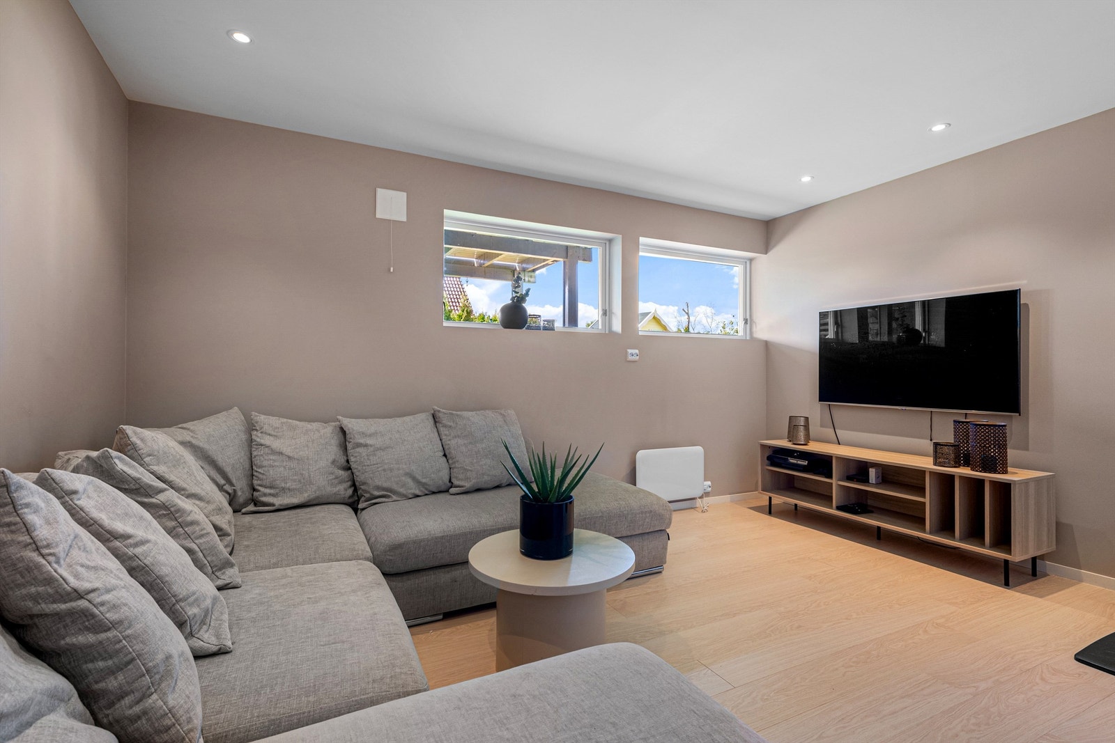 Kjellerstue Galleribilde