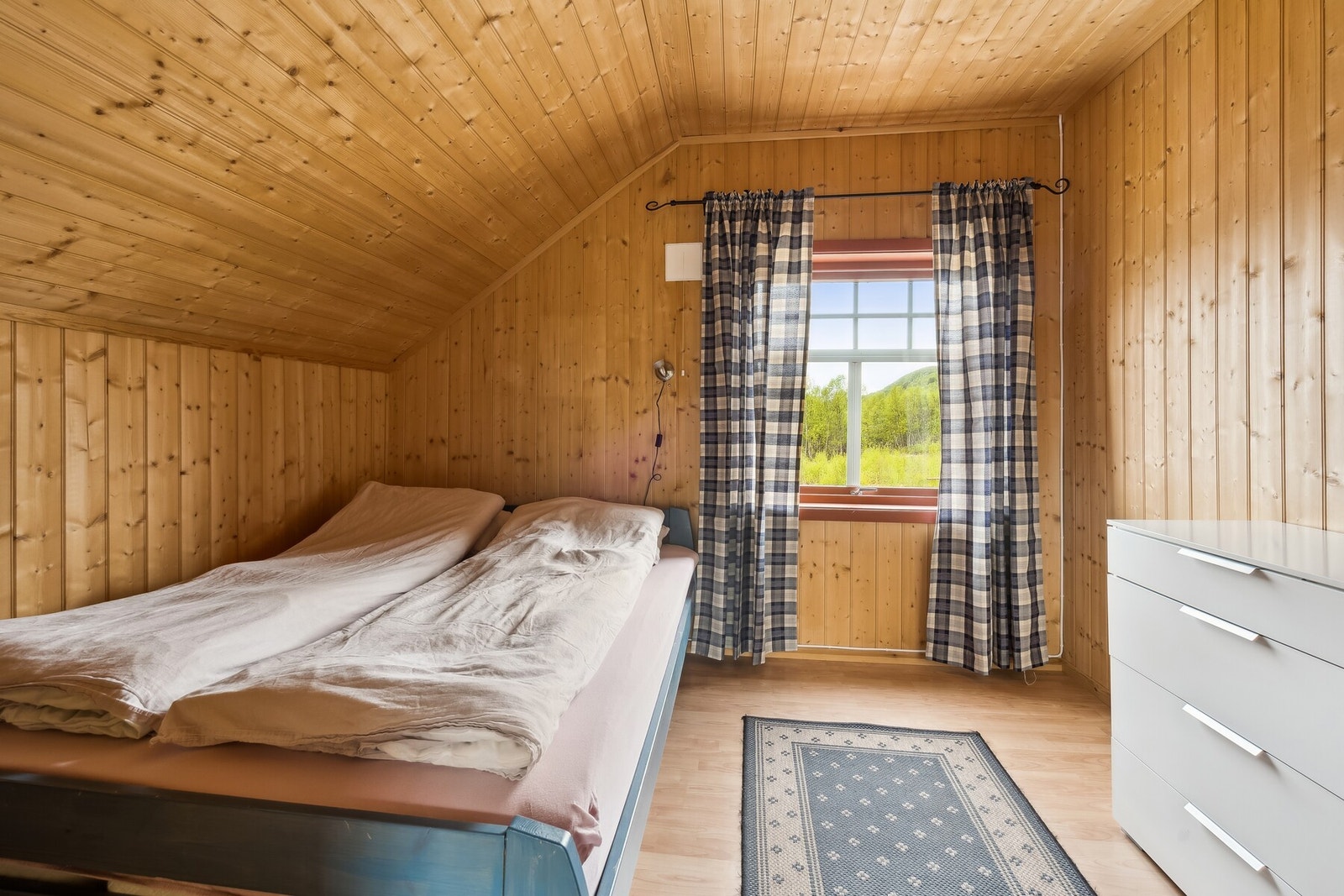 Det er fire soverom i 2. etasje. Galleribilde