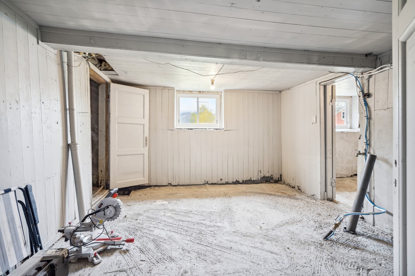 Boligens mange boder sørger for rikelig med lagringsplass. Galleribilde