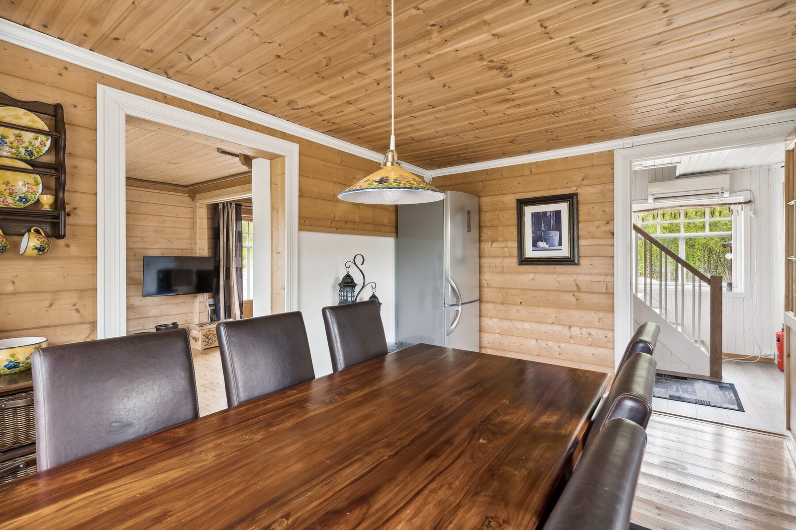 Et naturlig samlingspunkt for hyggelige måltider. Galleribilde