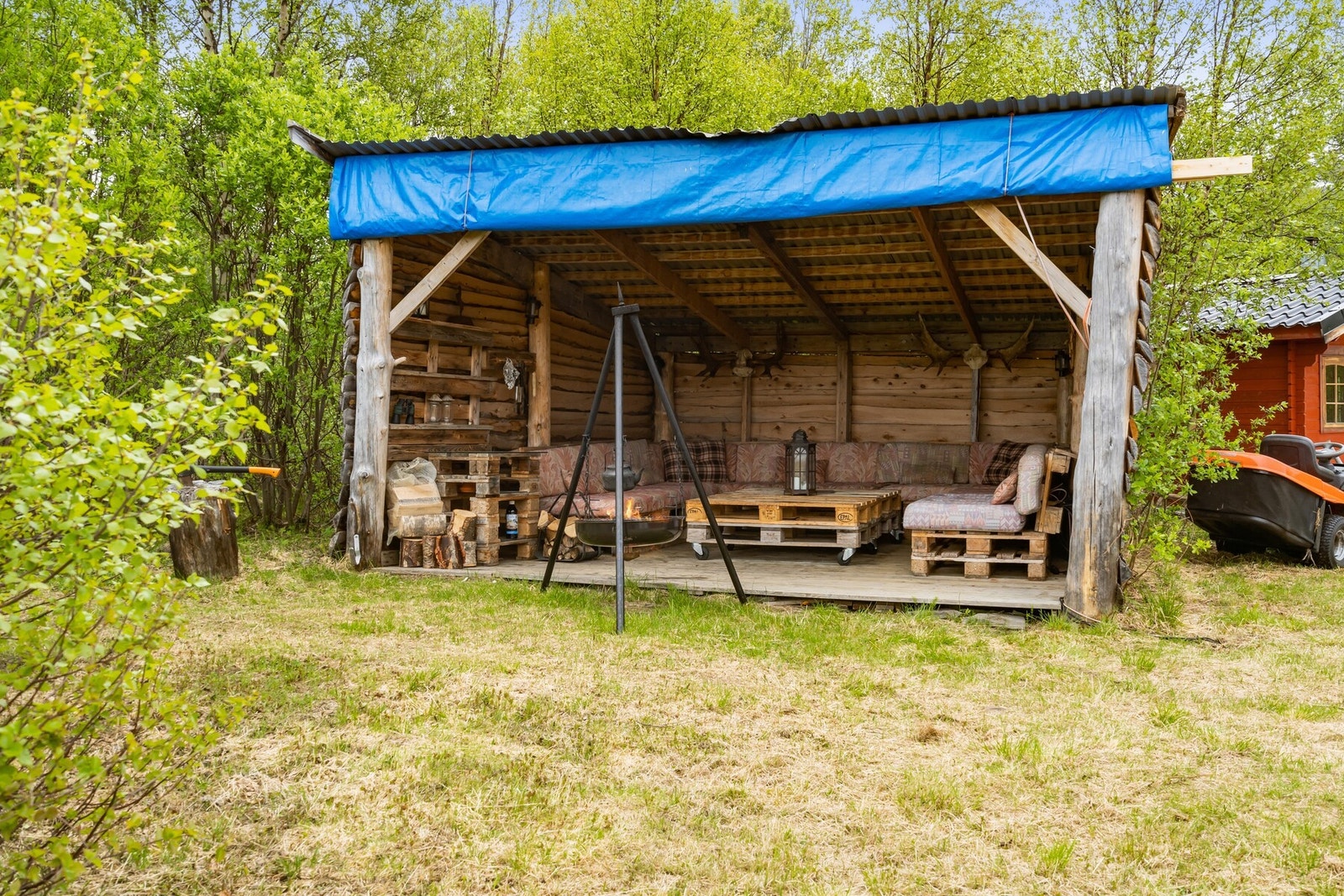 En trivelig gapahuk på eiendommen. Galleribilde
