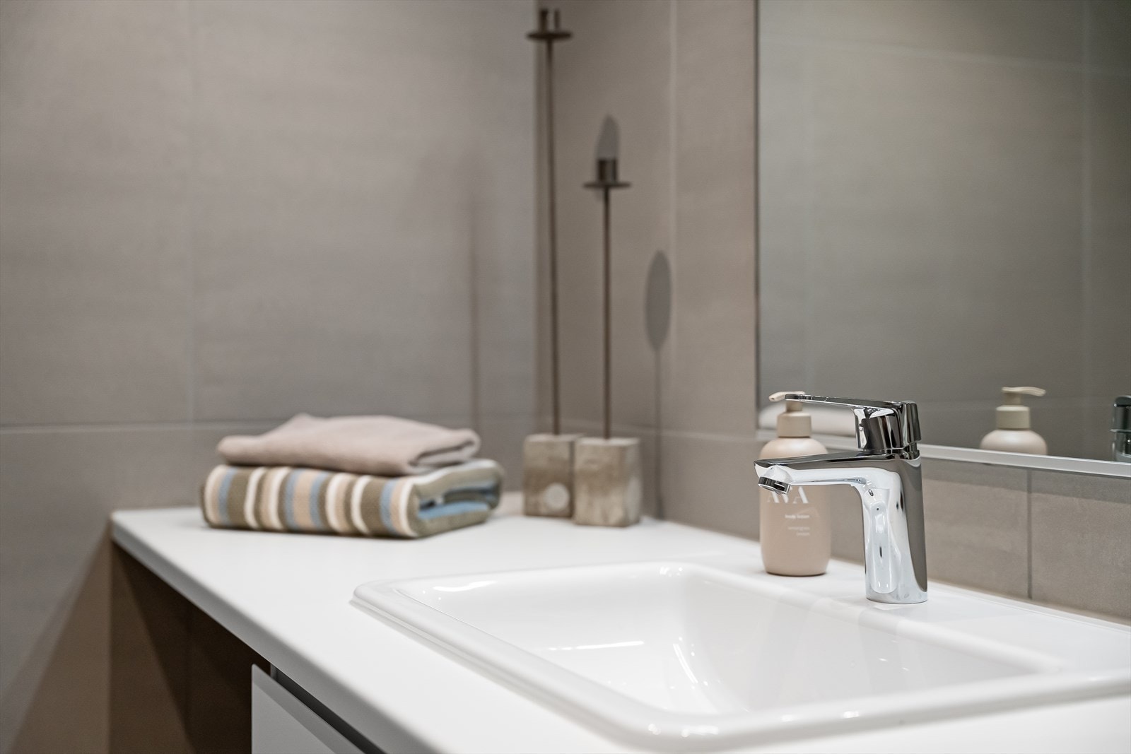 God benkeplass. Galleribilde