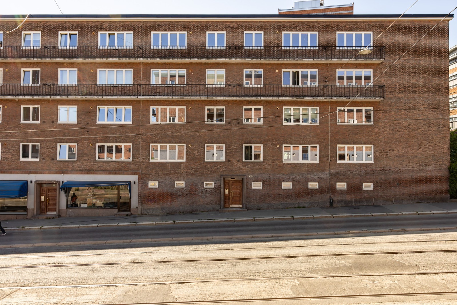 Attraktiv beliggenhet på Rosenhoff - rett ved Torshov og Grünerløkka med sitt yrende byliv. Galleribilde