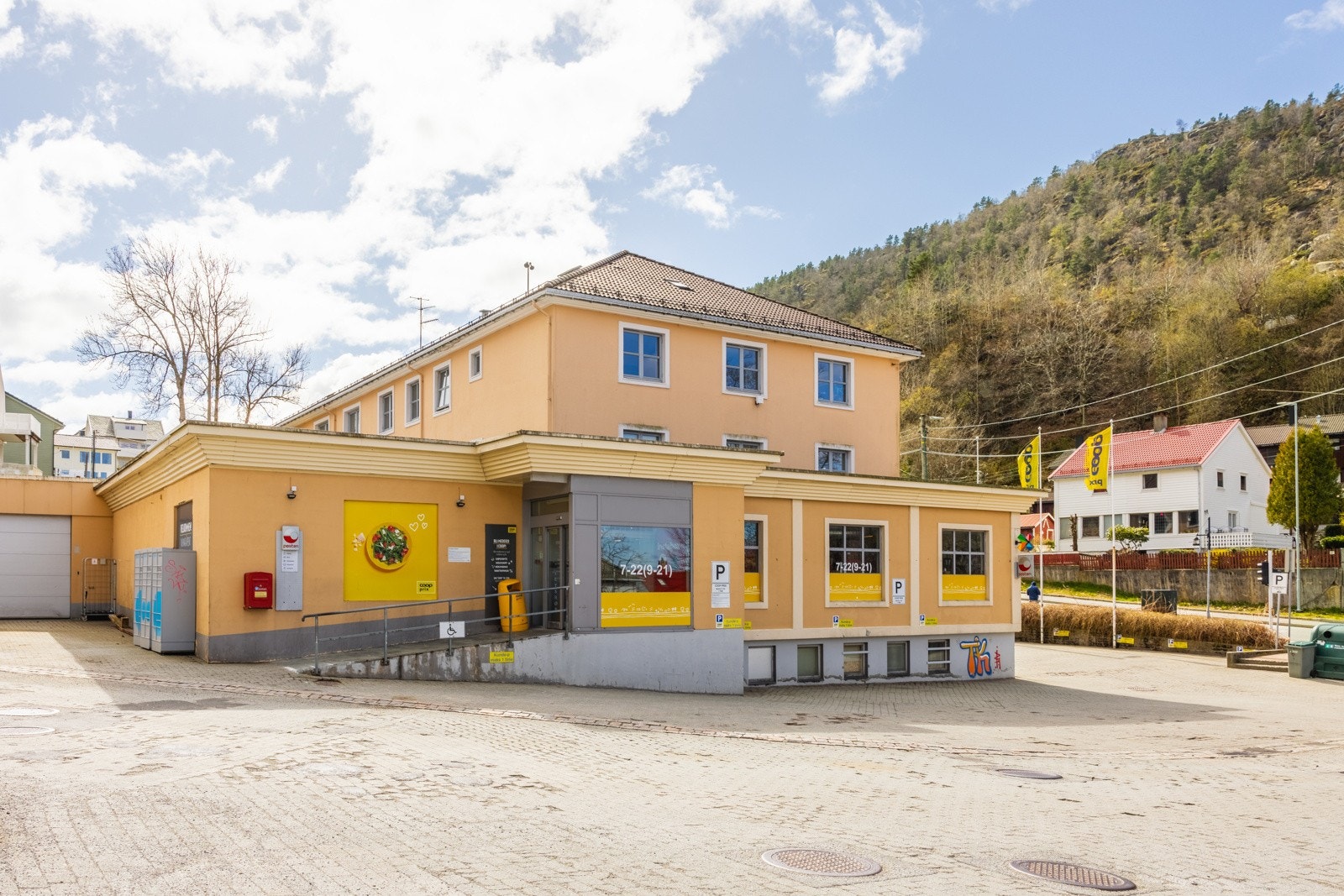 Coop Prix - melkeplassen er også like i nærheten. Galleribilde