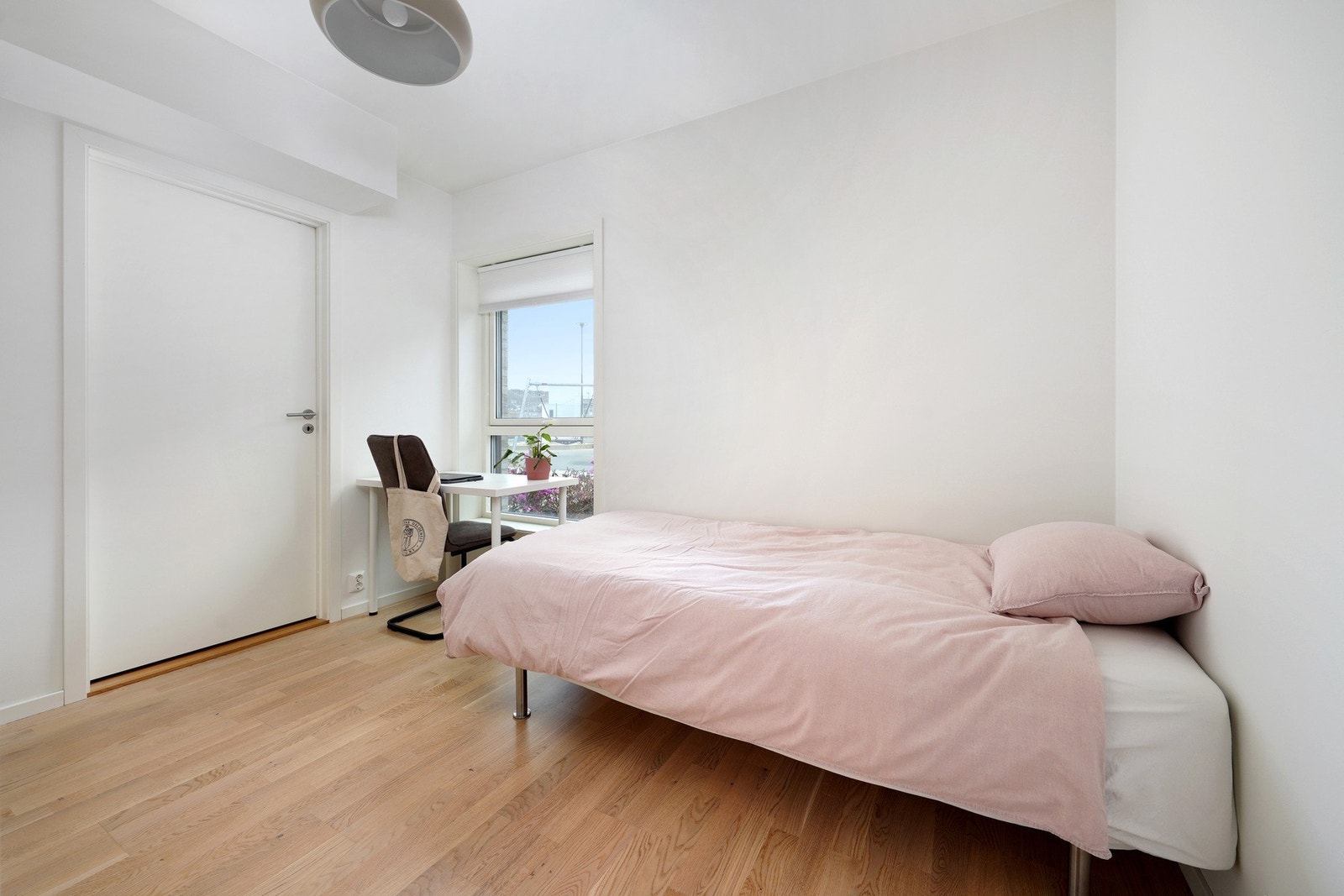 Soverom nr 2. Galleribilde