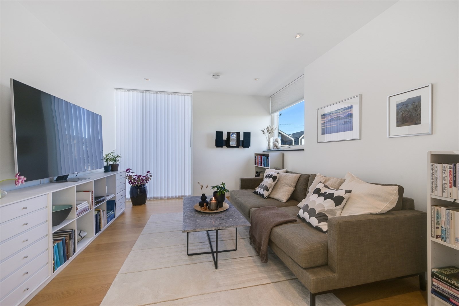 Egen TV-stue i 2. etasje. Galleribilde