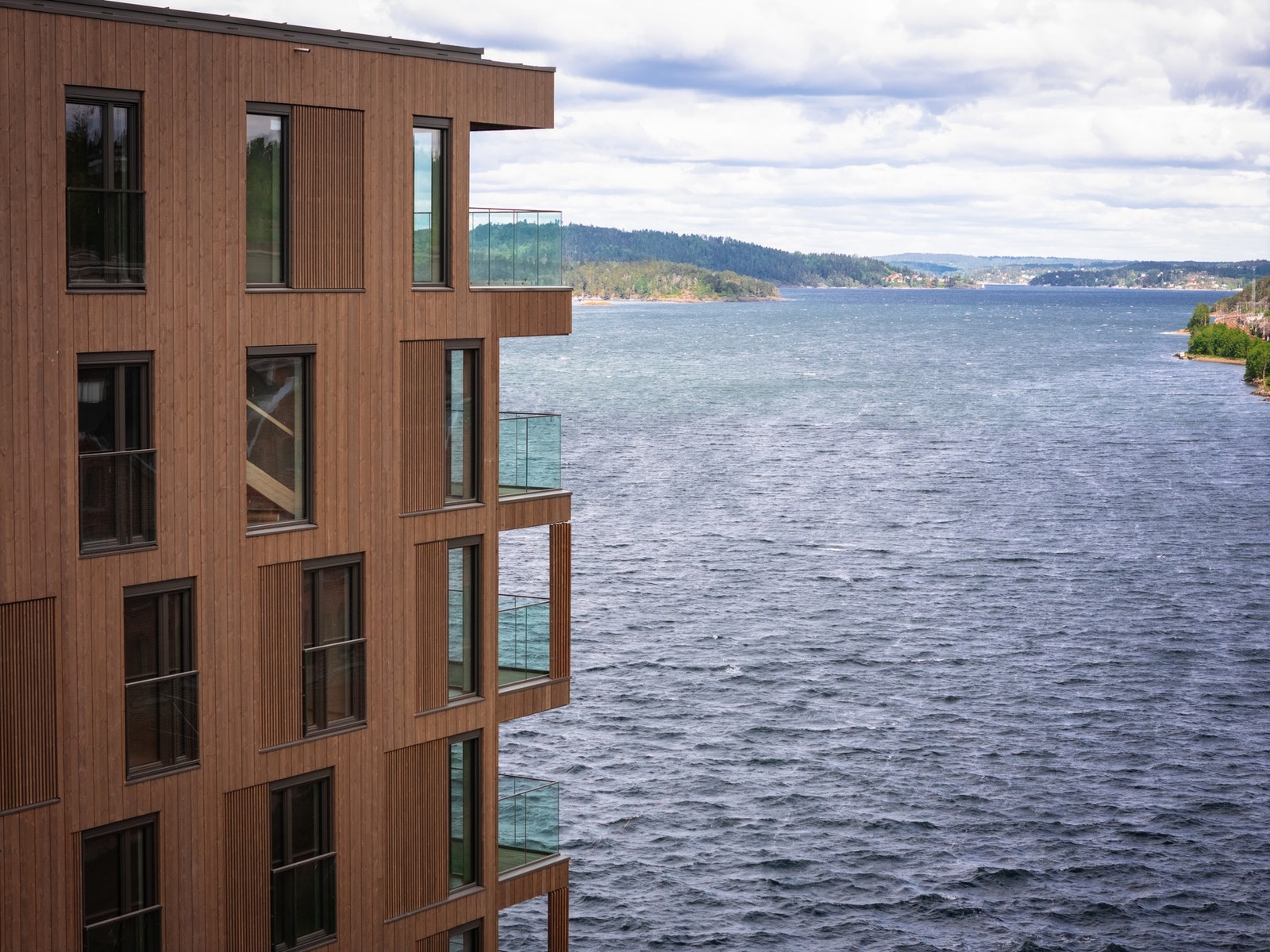 Leiligheten har adkomst via både 8. og 9. etg. Galleribilde