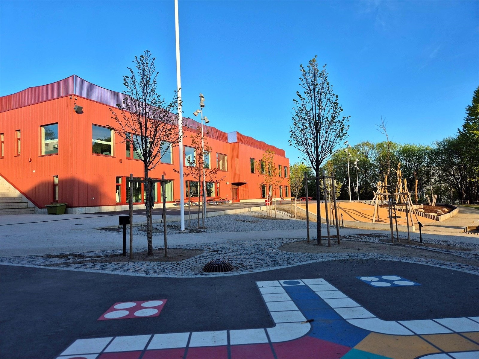 Nye Refstad skole åpnet i 2024. Galleribilde