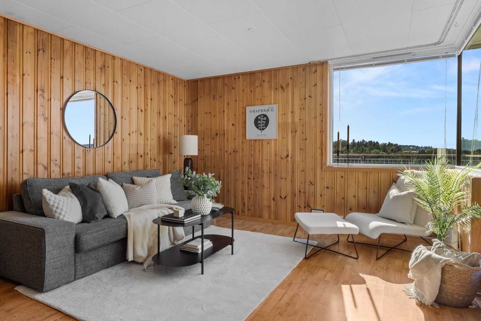 I felleskostnadene har du blant annet varmtvann, kabel-tv og bredbånd inkkludert. Galleribilde