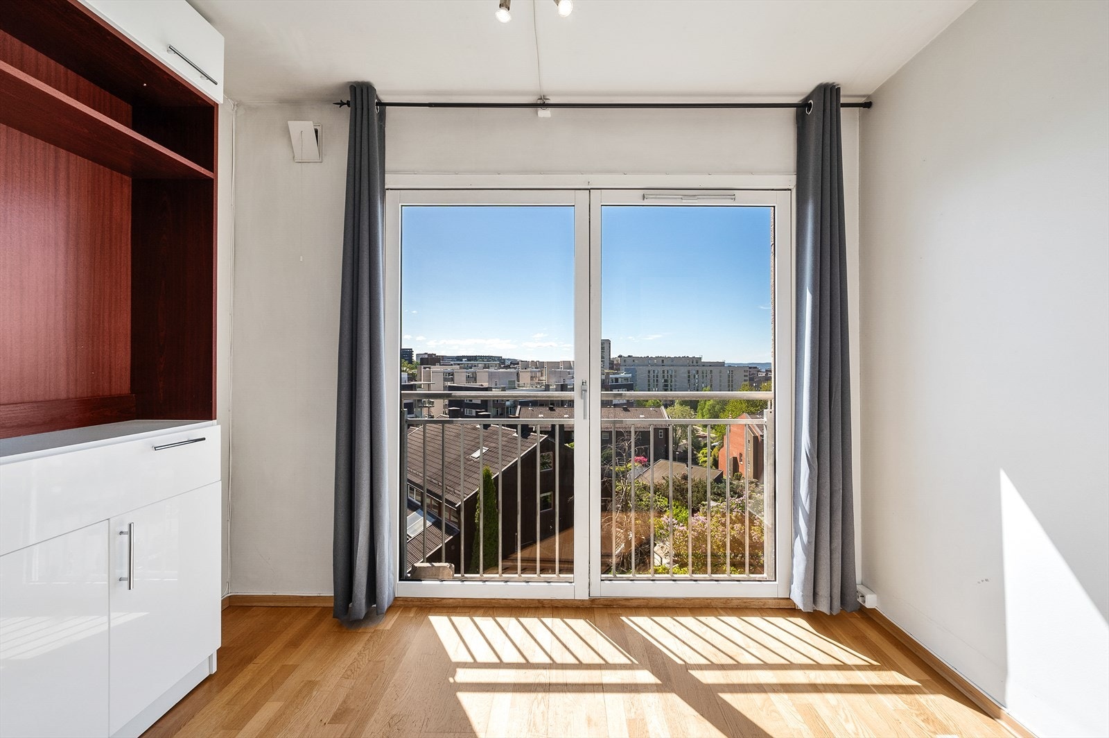 En lys, liten og koselig 1-roms leilighet med attraktiv beliggenhet. Galleribilde