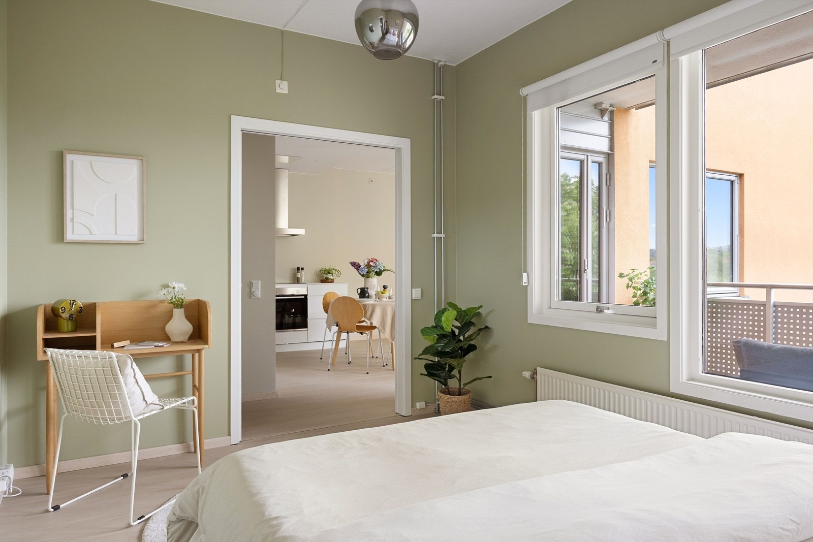 Adkomst fra gangen. Galleribilde