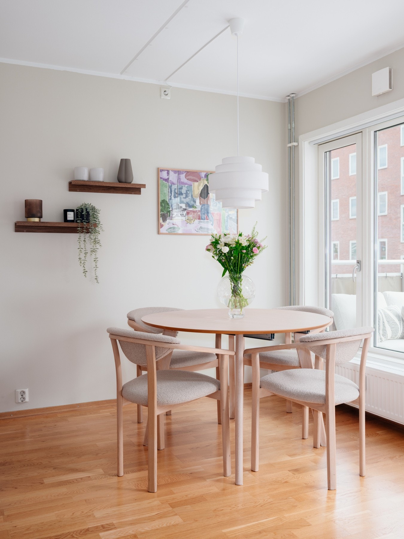 Her kan man samle venner og familie til et hyggelig måltid. Galleribilde