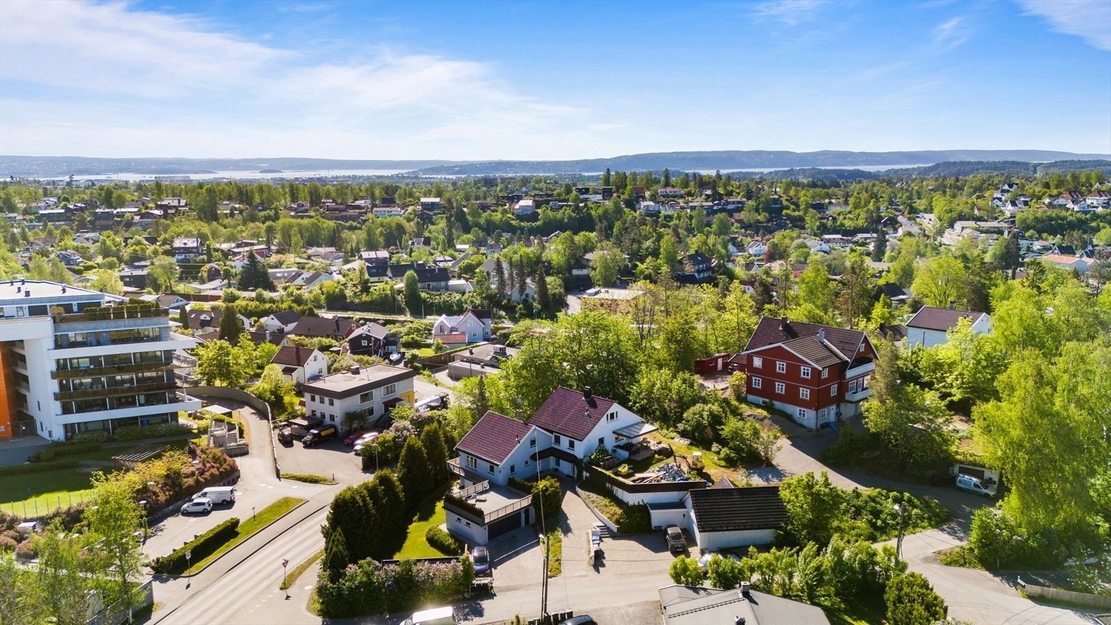 Her bor man sentralt, med kort vei til T-bane (5 min. gange unna), skoler og matbutikk. Galleribilde
