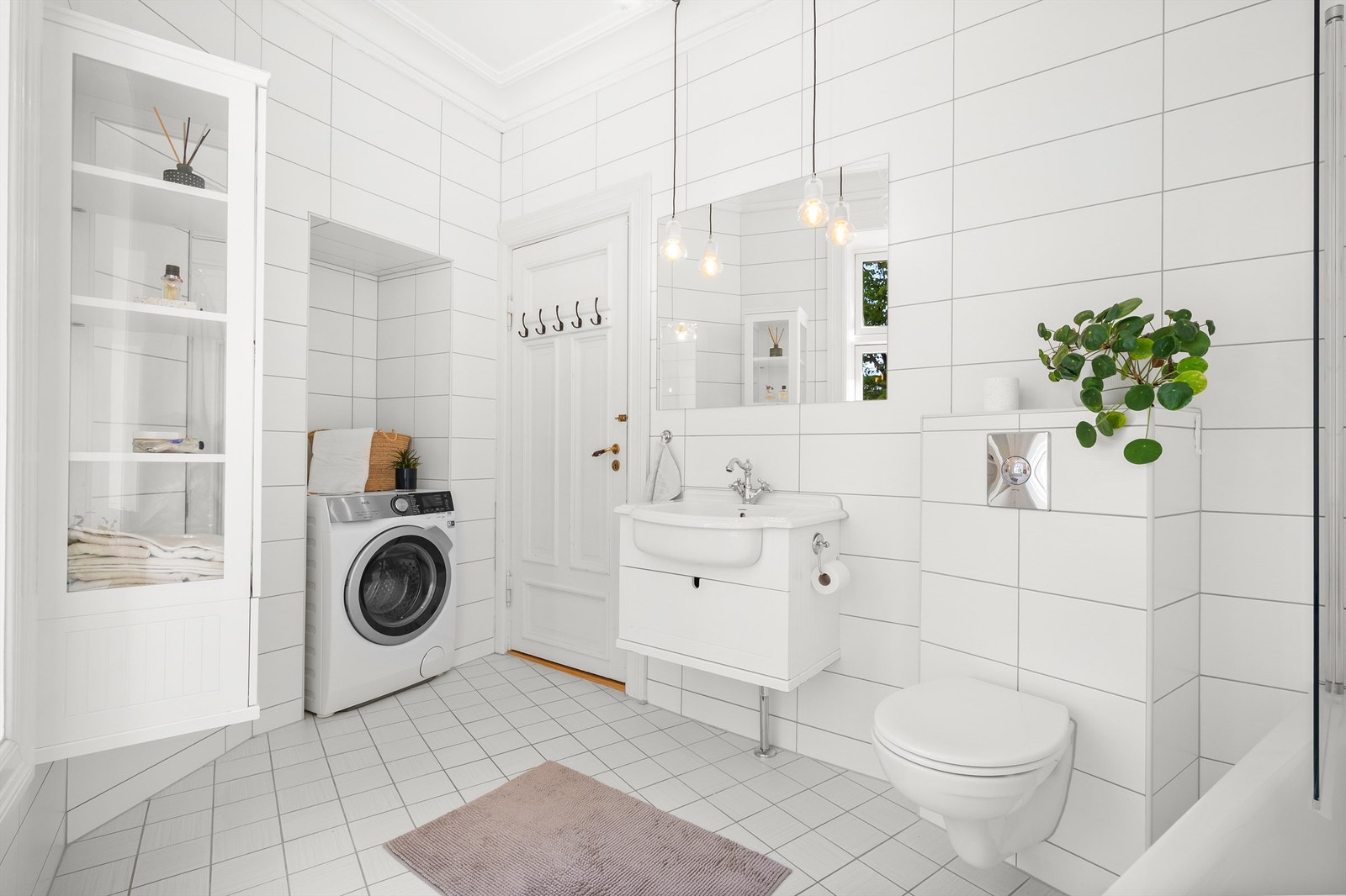 Opplegg for vaskemaskin. Galleribilde