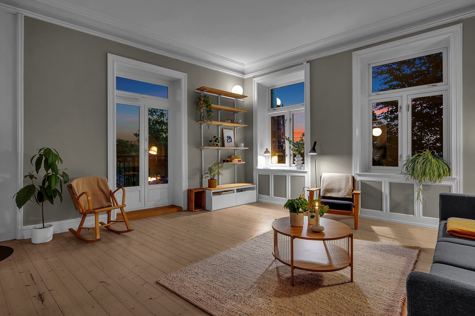 Vegetasjonen på utsiden skjermer godt for innsyn. Galleribilde