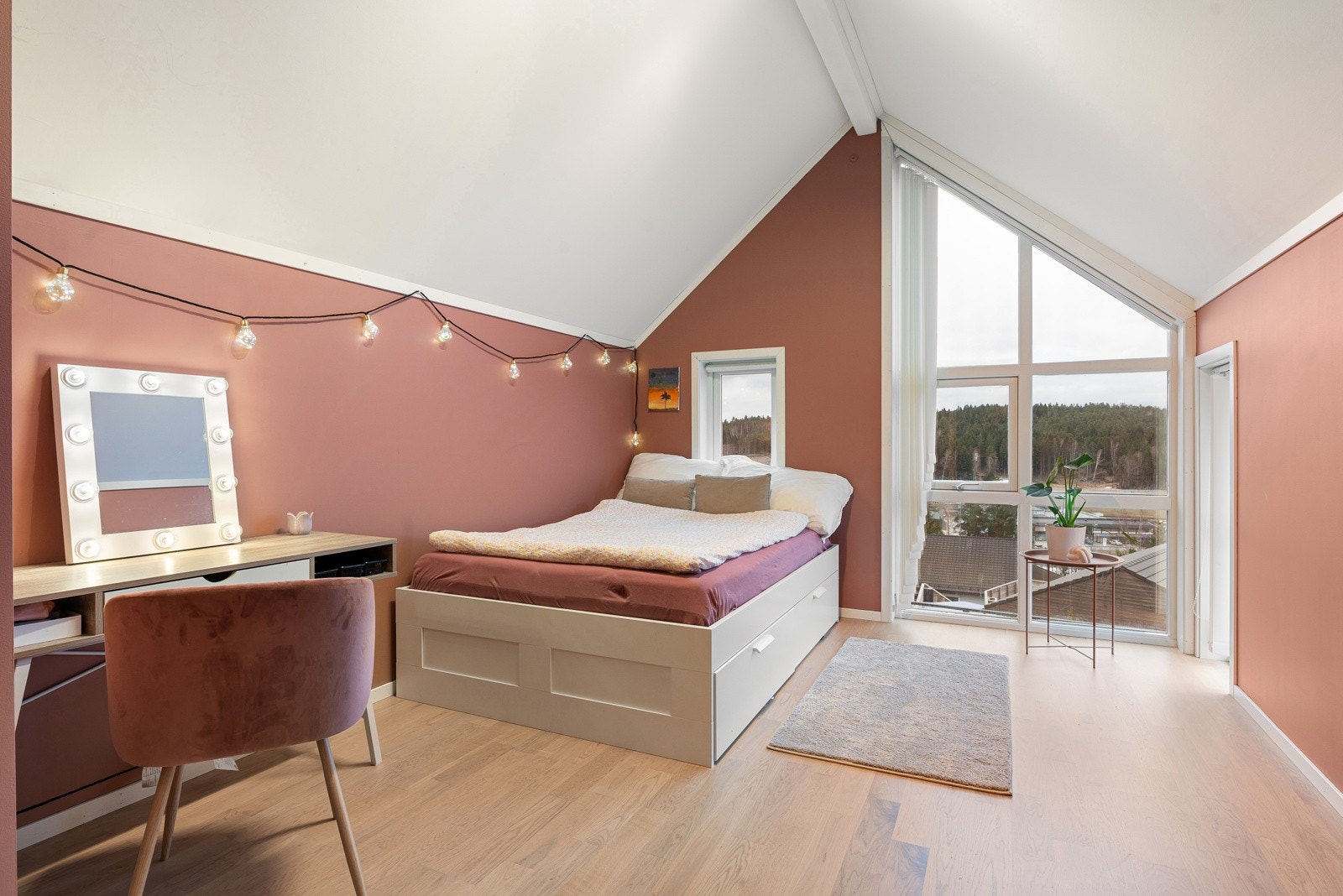 Soverom 2. etasje Galleribilde